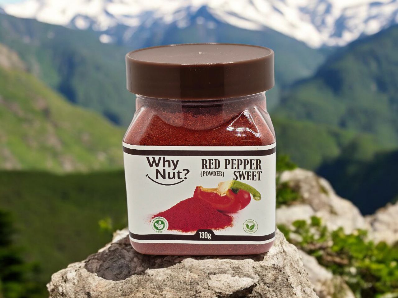 Söt Paprikapulver by Nature Pick Market, showcasing vibrant red paprika powder perfect for enhancing various dishes such as marinades, soups, and sauces.